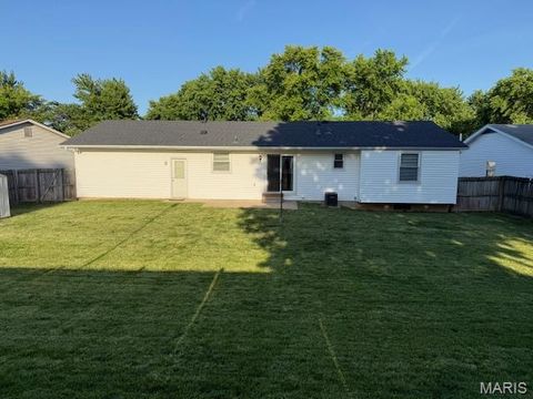 Tiny photo for 6 El Perro Drive, St Peters, MO 63376 (MLS # 26031258)