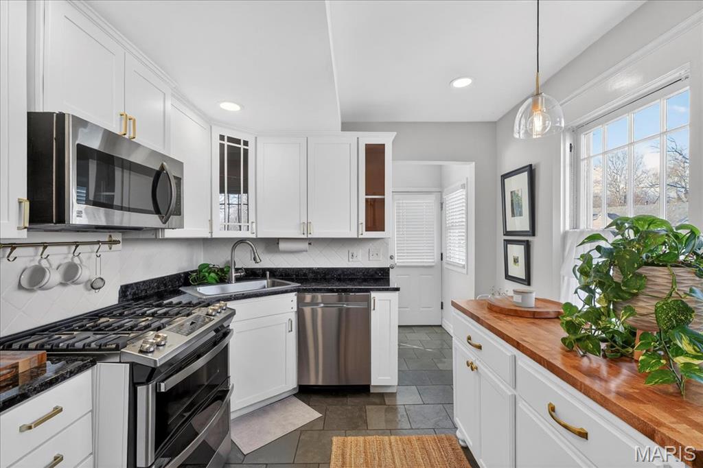 Dickson Place - Residential