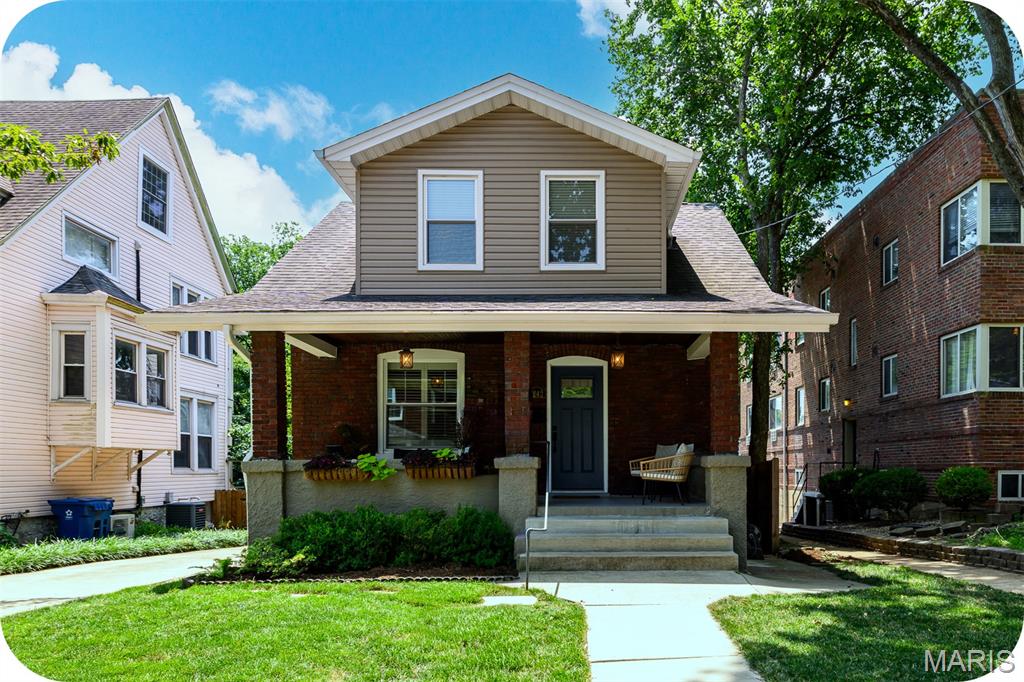 Photo 1 of 43 — 7242 Moller Avenue, Maplewood, MO 63143