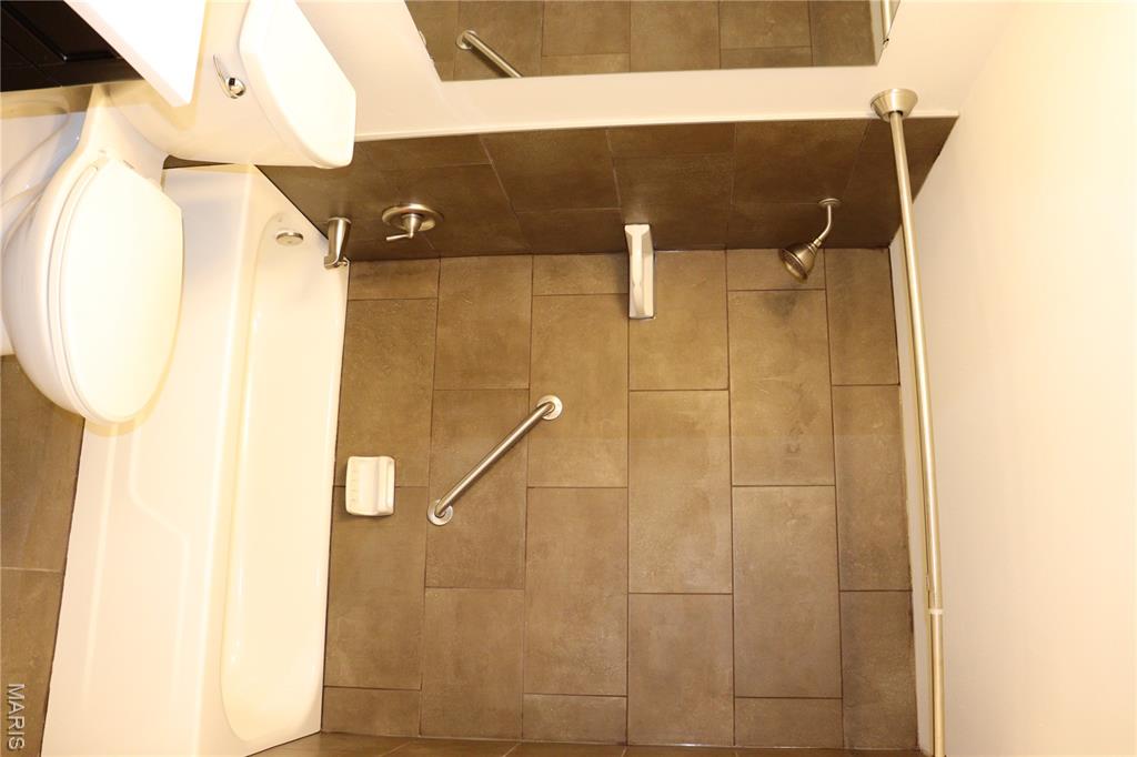 Chardin Place Condo 1 - Residential