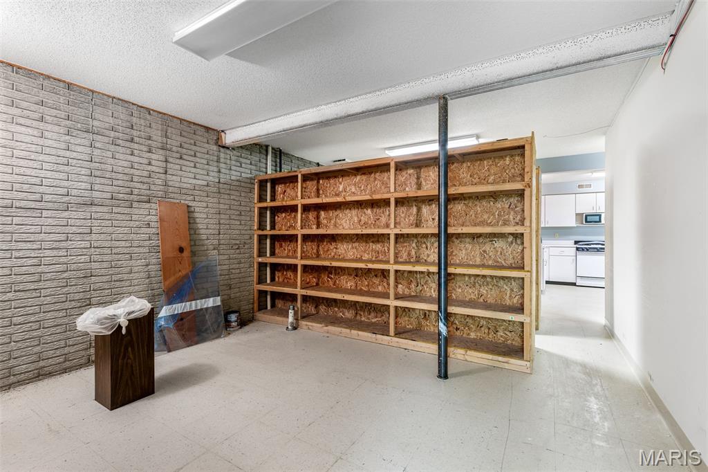 2nd Annex Rozier Add - Commercial Sale