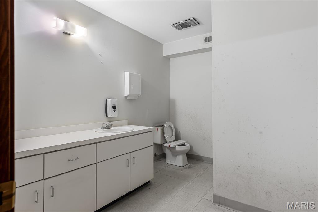 2nd Annex Rozier Add - Commercial Sale