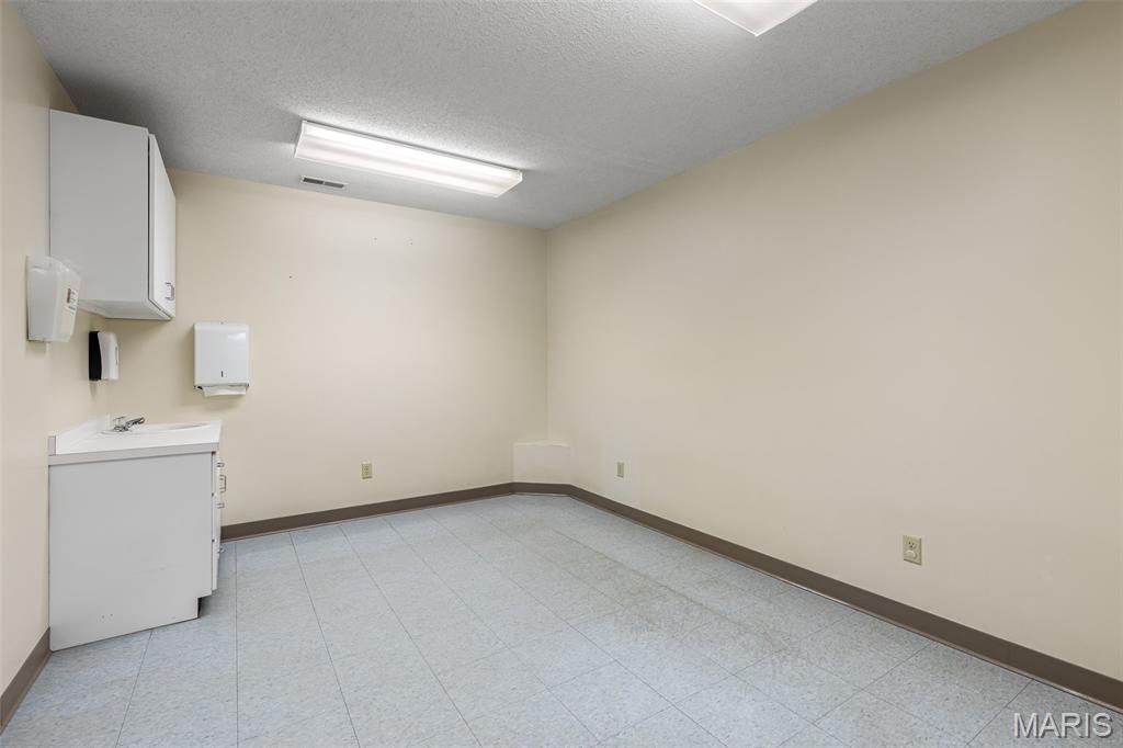 2nd Annex Rozier Add - Commercial Sale