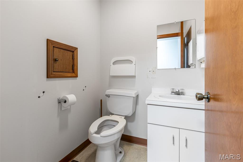 2nd Annex Rozier Add - Commercial Sale