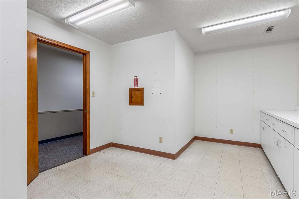 2nd Annex Rozier Add - Commercial Sale