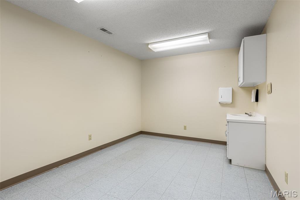 2nd Annex Rozier Add - Commercial Sale