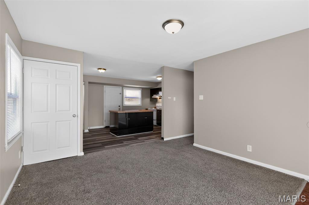 Glasgow Village Unit 3 - Residential