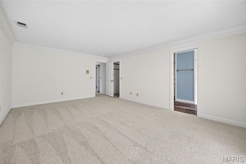 Tiny photo for 14300 Conway Meadows Court #202, Chesterfield, MO 63017 (MLS # 26013113)