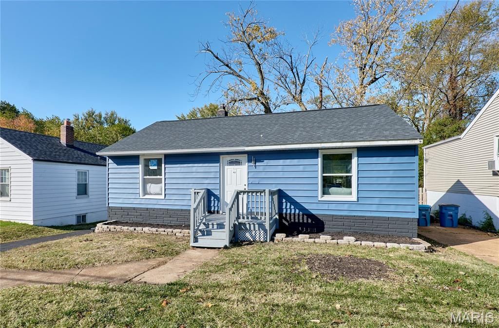 Photo of 3563 Boswell Avenue, St John, MO 63114 (MLS # 25080280)