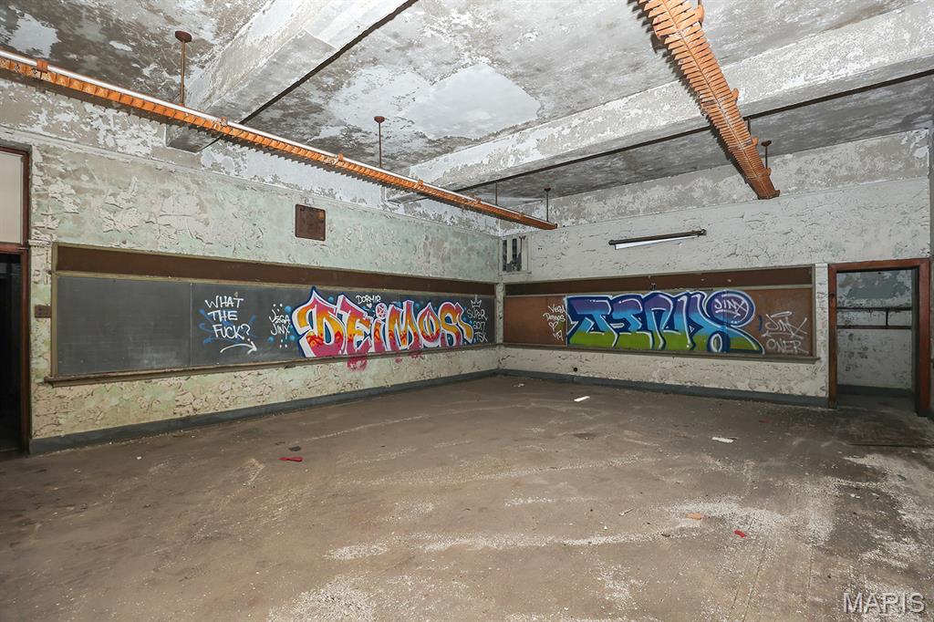 Green Lea Place - Commercial Sale