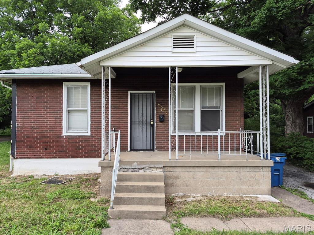 Photo 1 of 18 — 7029 Florence Place, St Louis, MO 63136