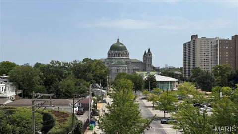 Tiny photo for 4501 Lindell Boulevard #4B, St Louis, MO 63108 (MLS # 26058505)