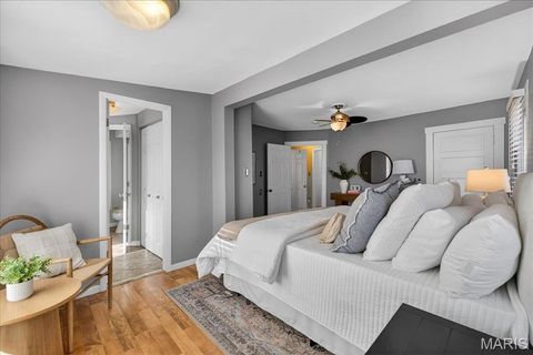 Tiny photo for 404 Clark Avenue, Webster Groves, MO 63119 (MLS # 26001515)