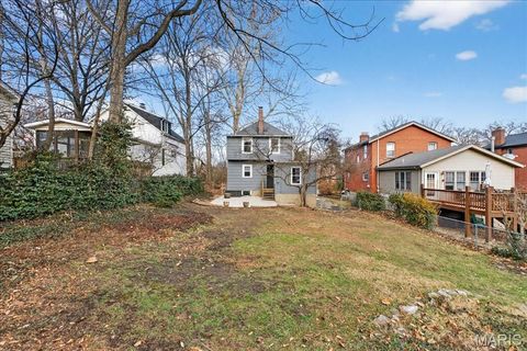 Tiny photo for 404 Clark Avenue, Webster Groves, MO 63119 (MLS # 26001515)