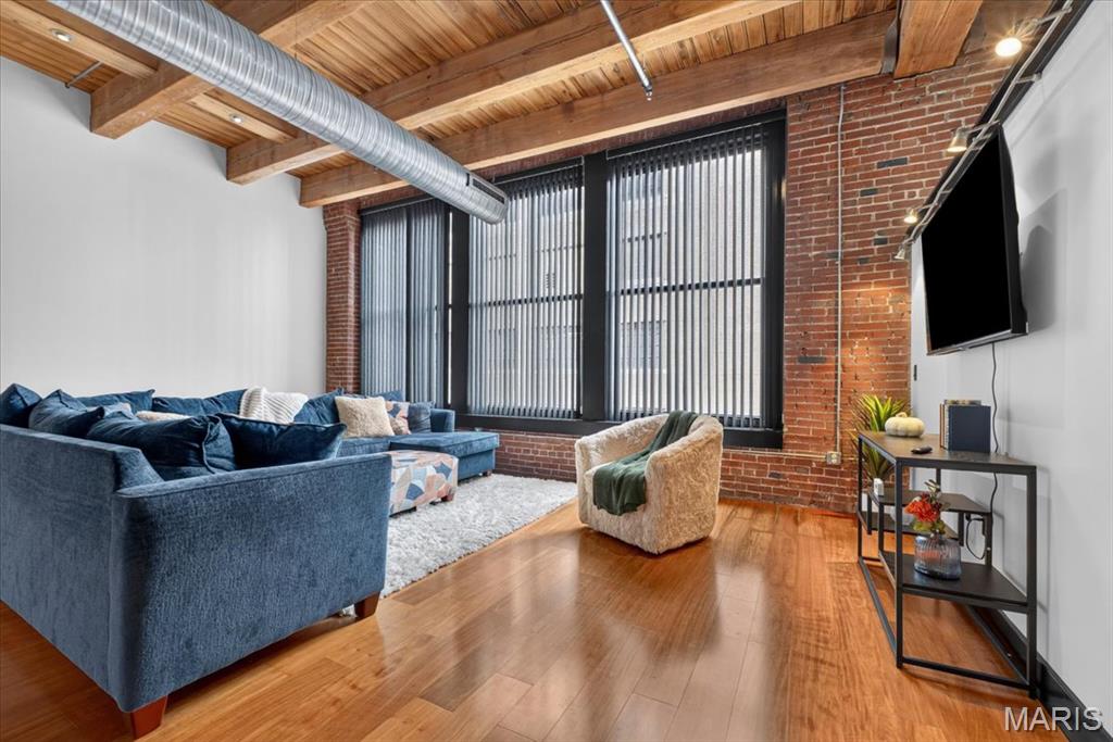 1113 Washington Avenue 318