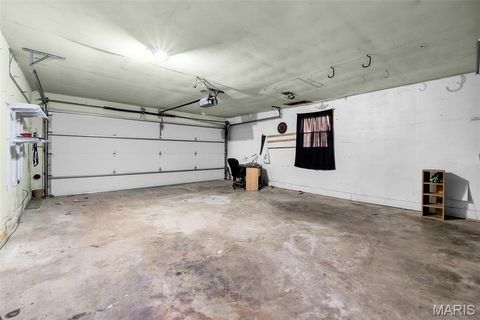 Tiny photo for 1960 Briarwood Drive, Cape Girardeau, MO 63701 (MLS # 26030483)