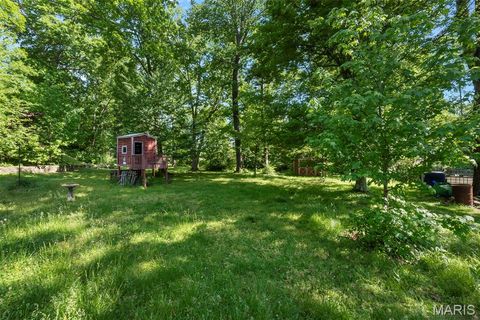 Tiny photo for 1960 Briarwood Drive, Cape Girardeau, MO 63701 (MLS # 26030483)