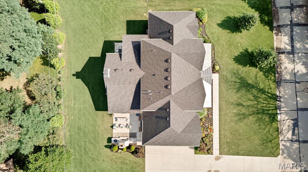 Des Peres, Missouri 63131, United States, 5 Bedrooms Bedrooms, ,5 BathroomsBathrooms,Residential,Active,195682