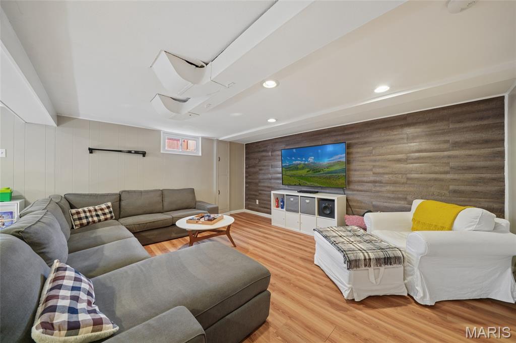 Larchmont - Residential