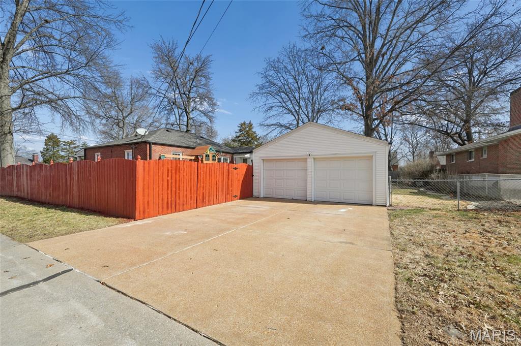 Larchmont - Residential