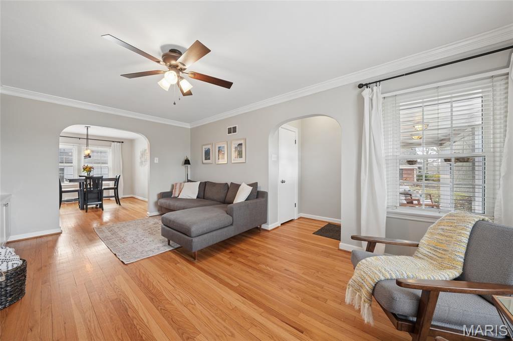 Larchmont - Residential