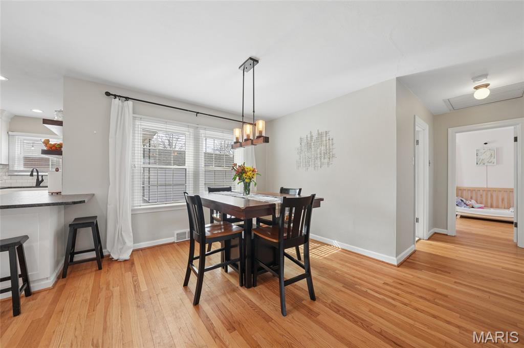 Larchmont - Residential