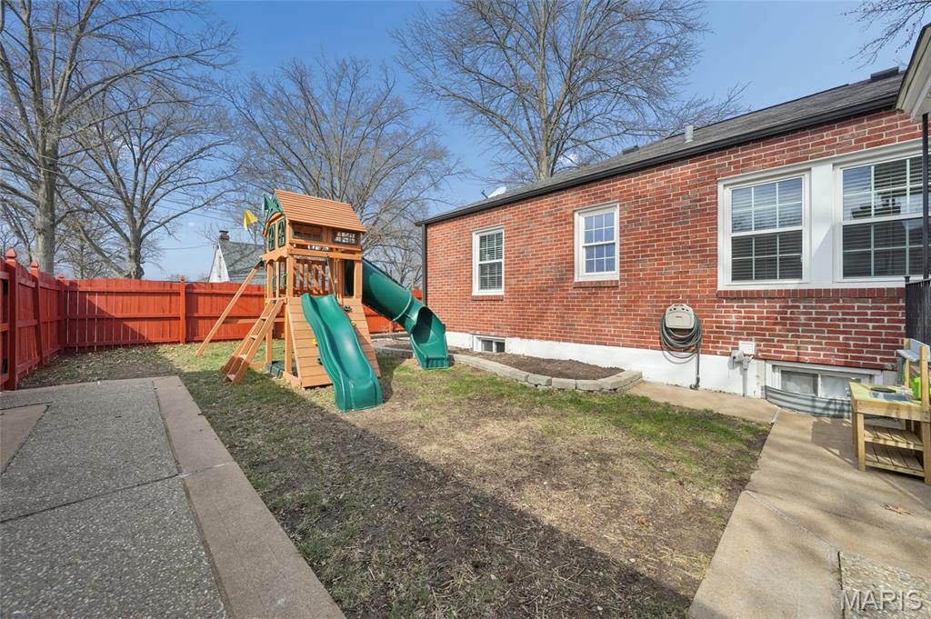 Larchmont - Residential