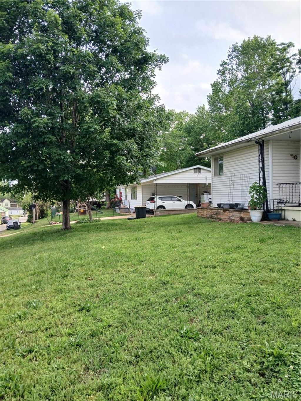 Photo of 901 Maple Street, Doniphan, MO 63935 (MLS # 26025789)