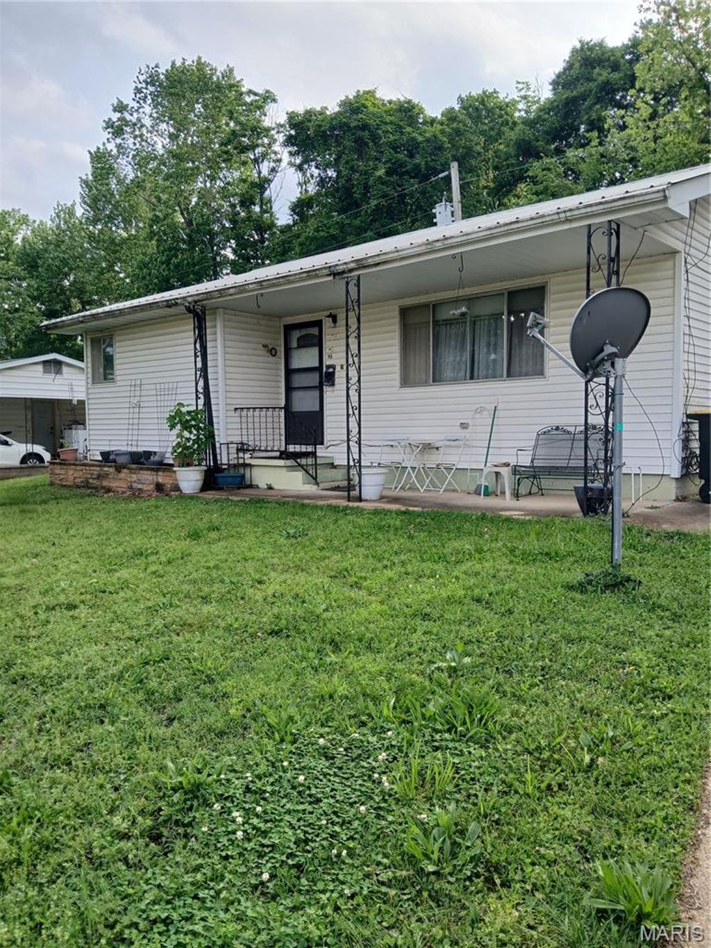 Photo of 901 Maple Street, Doniphan, MO 63935 (MLS # 26025789)
