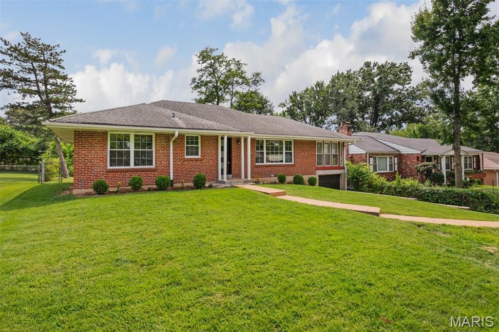 8104 Edinburgh Drive