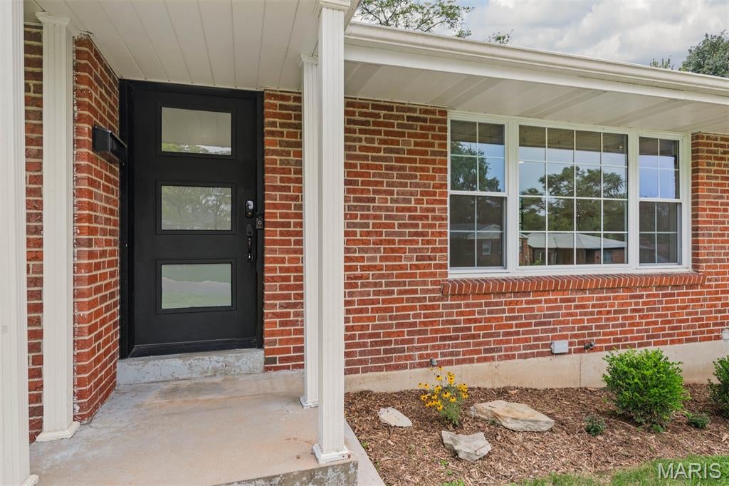8104 Edinburgh Drive