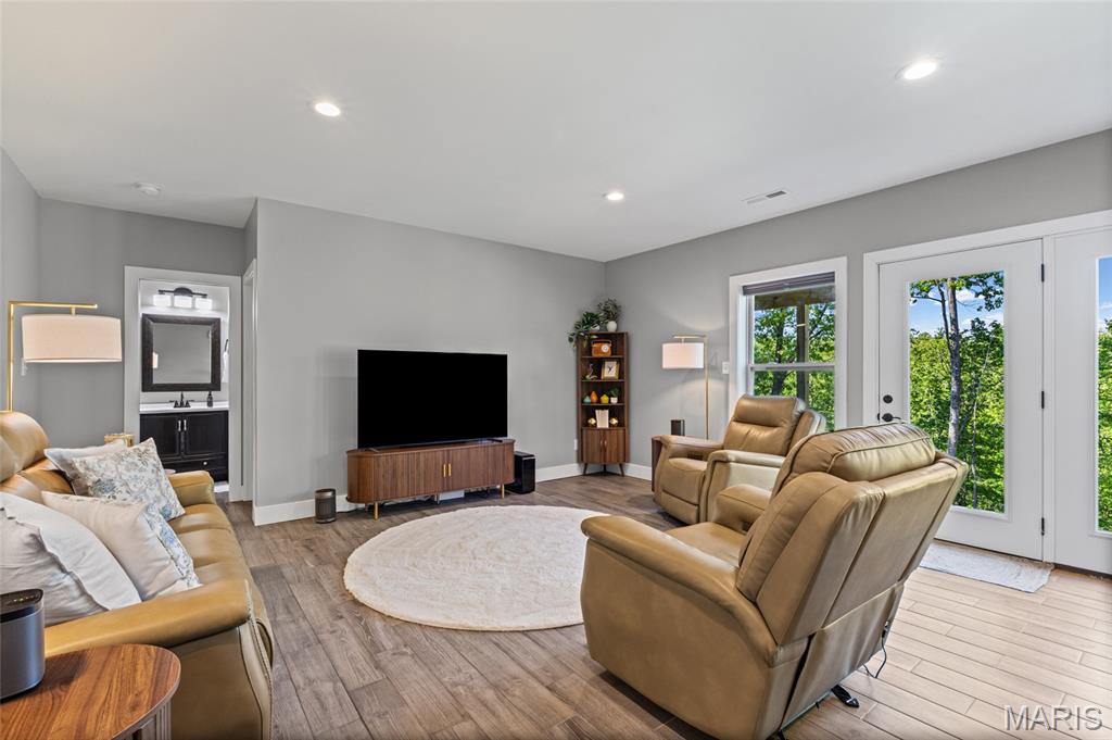 Forest Lake Estates 1 - Residential