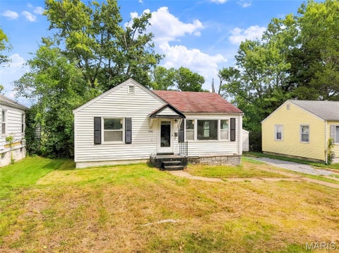 Tiny photo for 7751 Bloom Drive, St Louis, MO 63133 (MLS # 26059120)