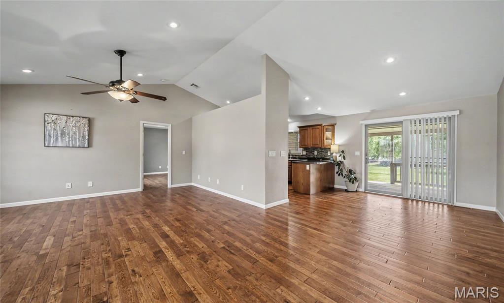 Country Aire - Residential
