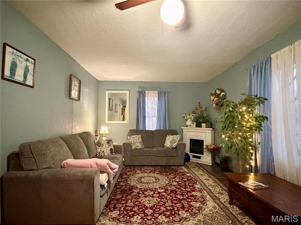 Maple Crest - Residential