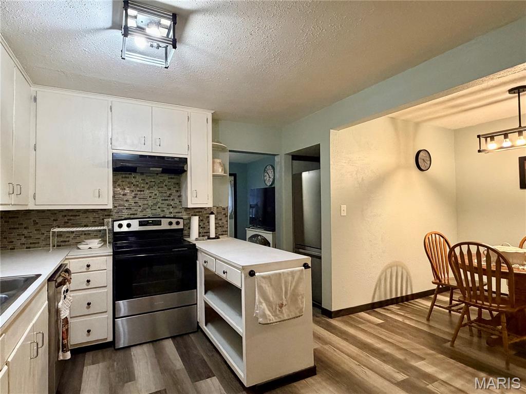 Maple Crest - Residential