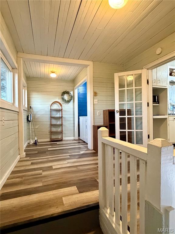 Maple Crest - Residential