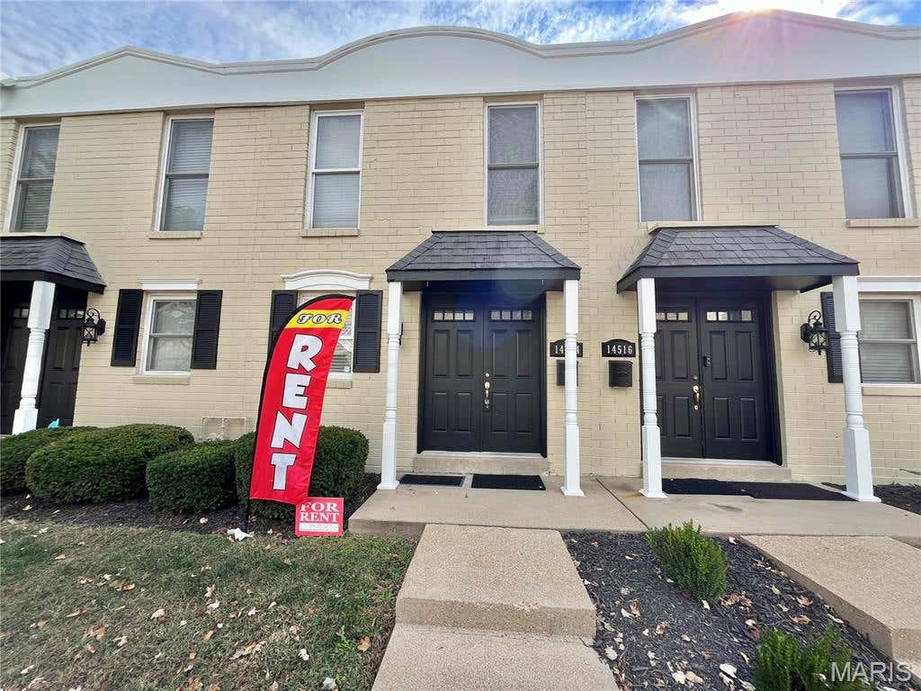Photo of 14512 Tienda Drive #14512, Chesterfield, MO 63017 (MLS # 26053376)