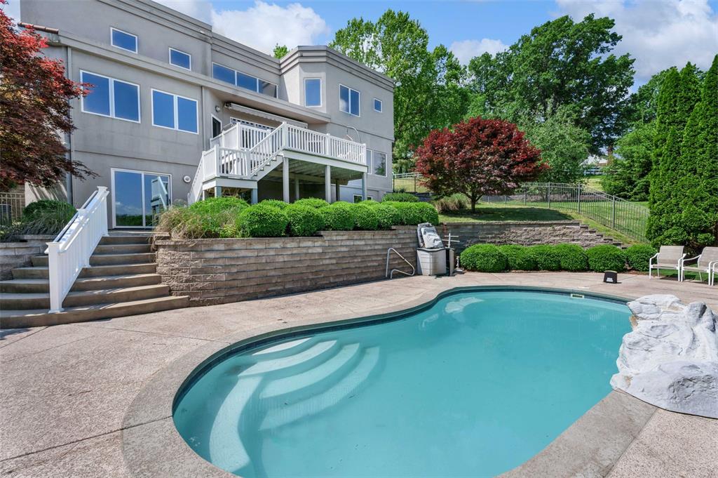 Riverscene Estates - Residential