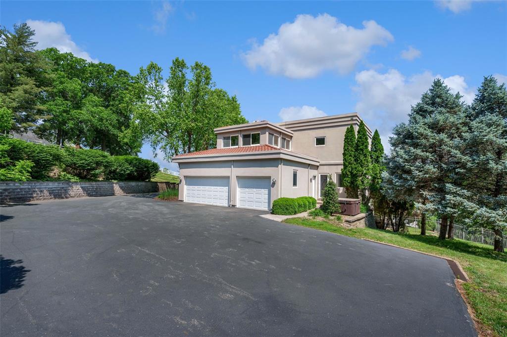 Riverscene Estates - Residential