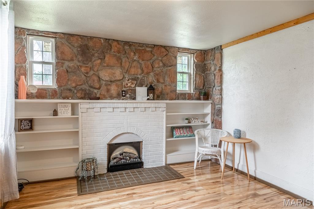 Lutesville - Residential