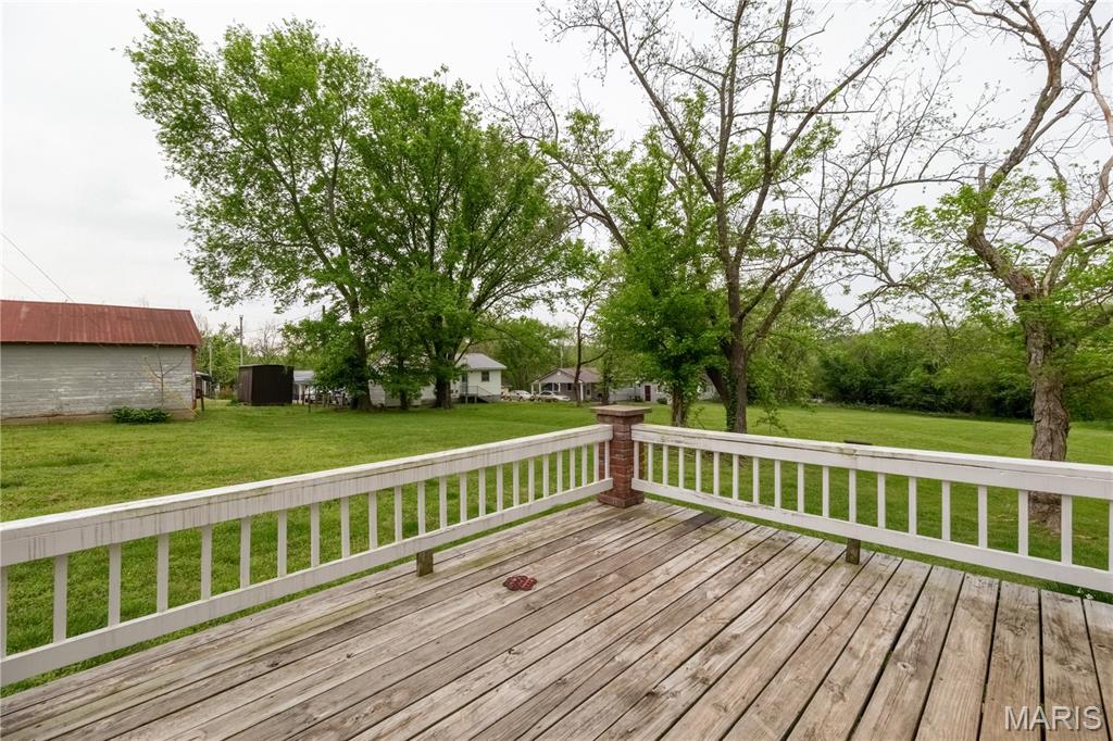 Lutesville - Residential