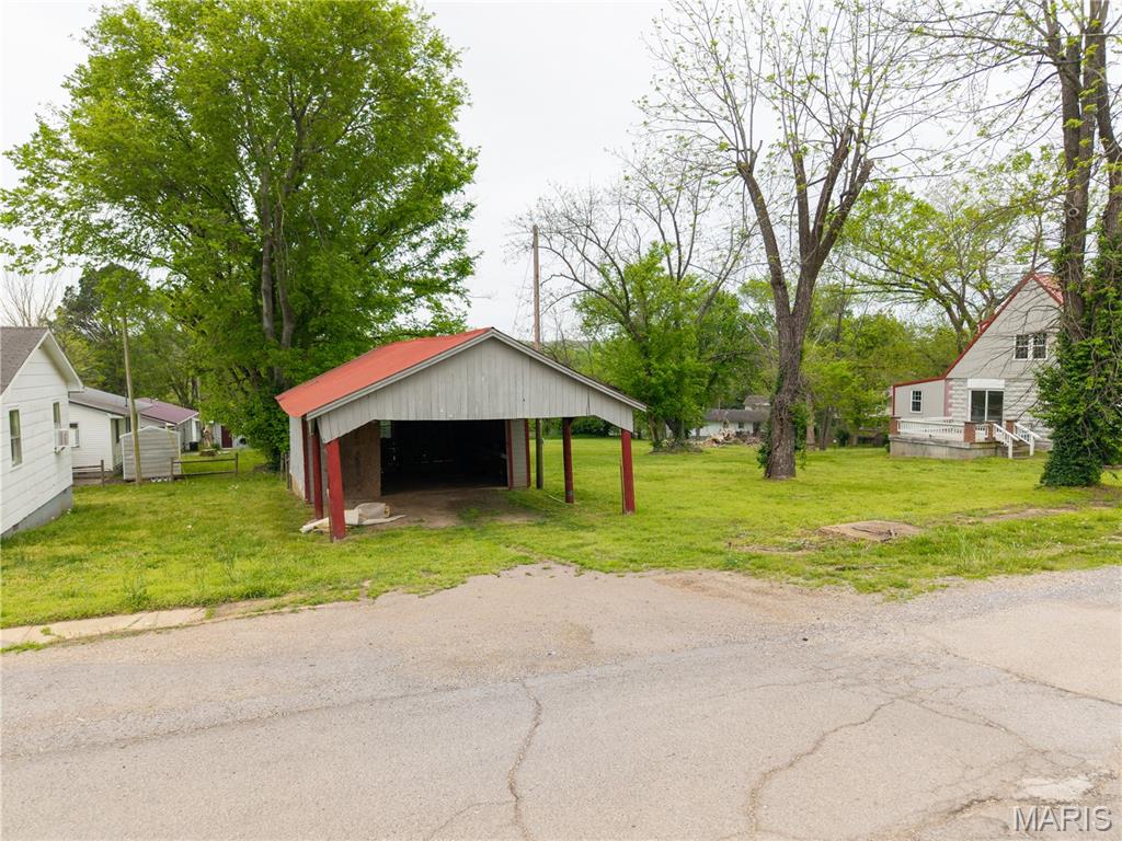 Lutesville - Residential