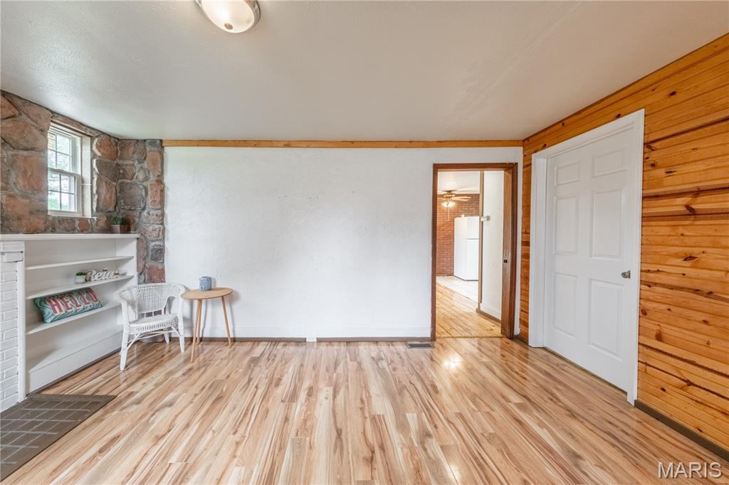 Lutesville - Residential