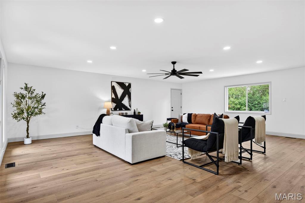 Lsl Woods #121 - Residential