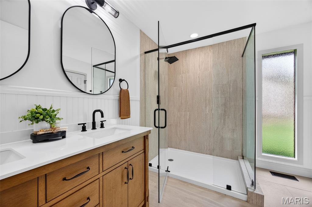 Lsl Woods #121 - Residential