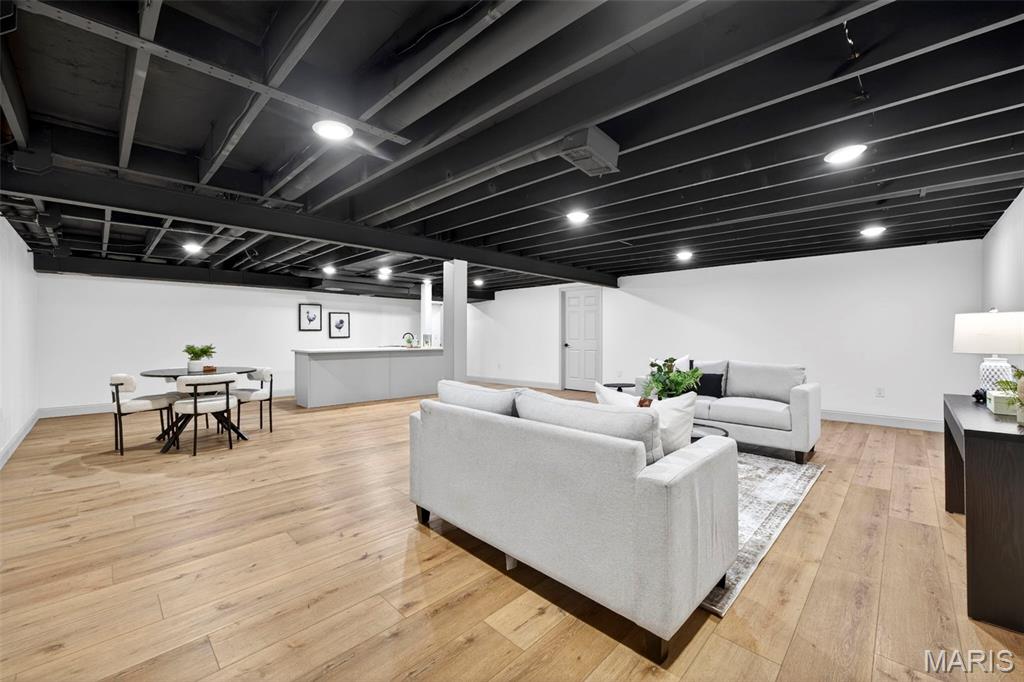 Lsl Woods #121 - Residential