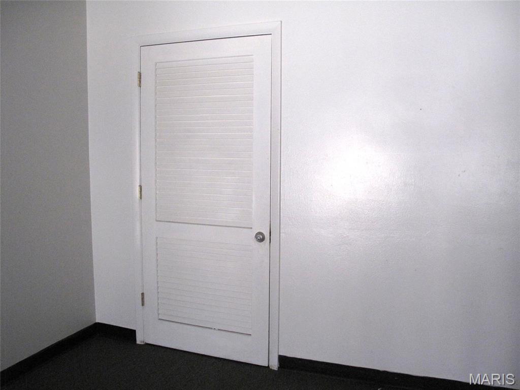 Hazelcrest Condo - Residential