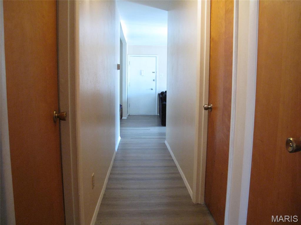 Hazelcrest Condo - Residential