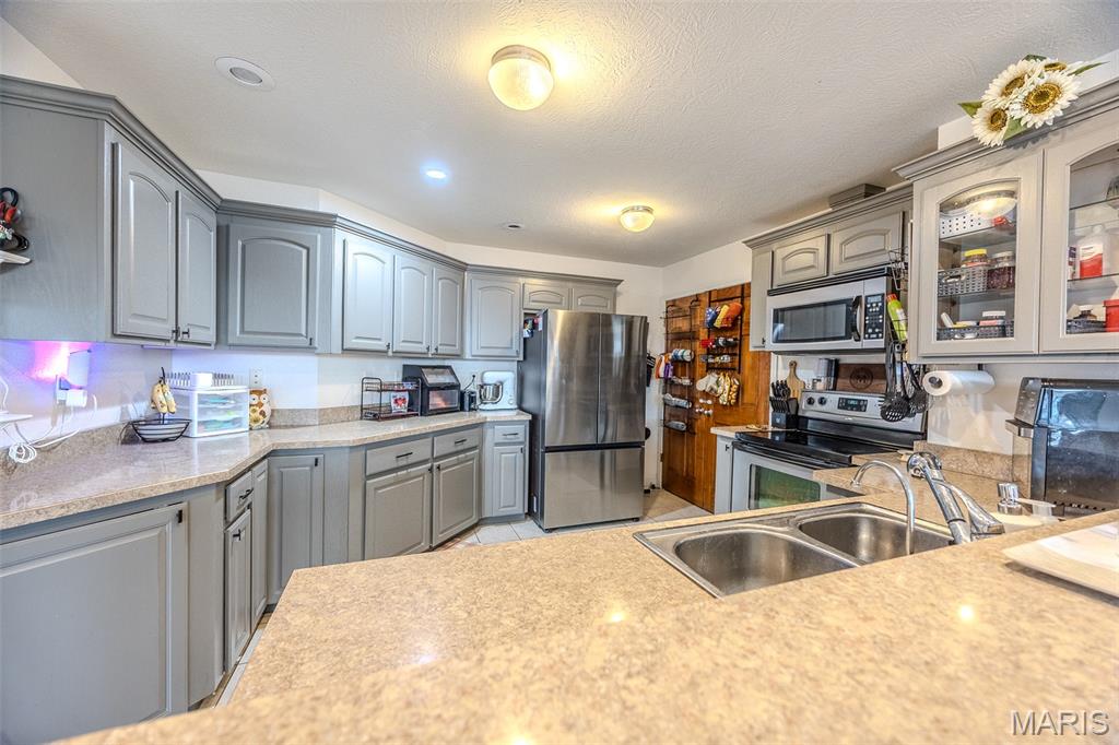 Shalom Mountain - Residential